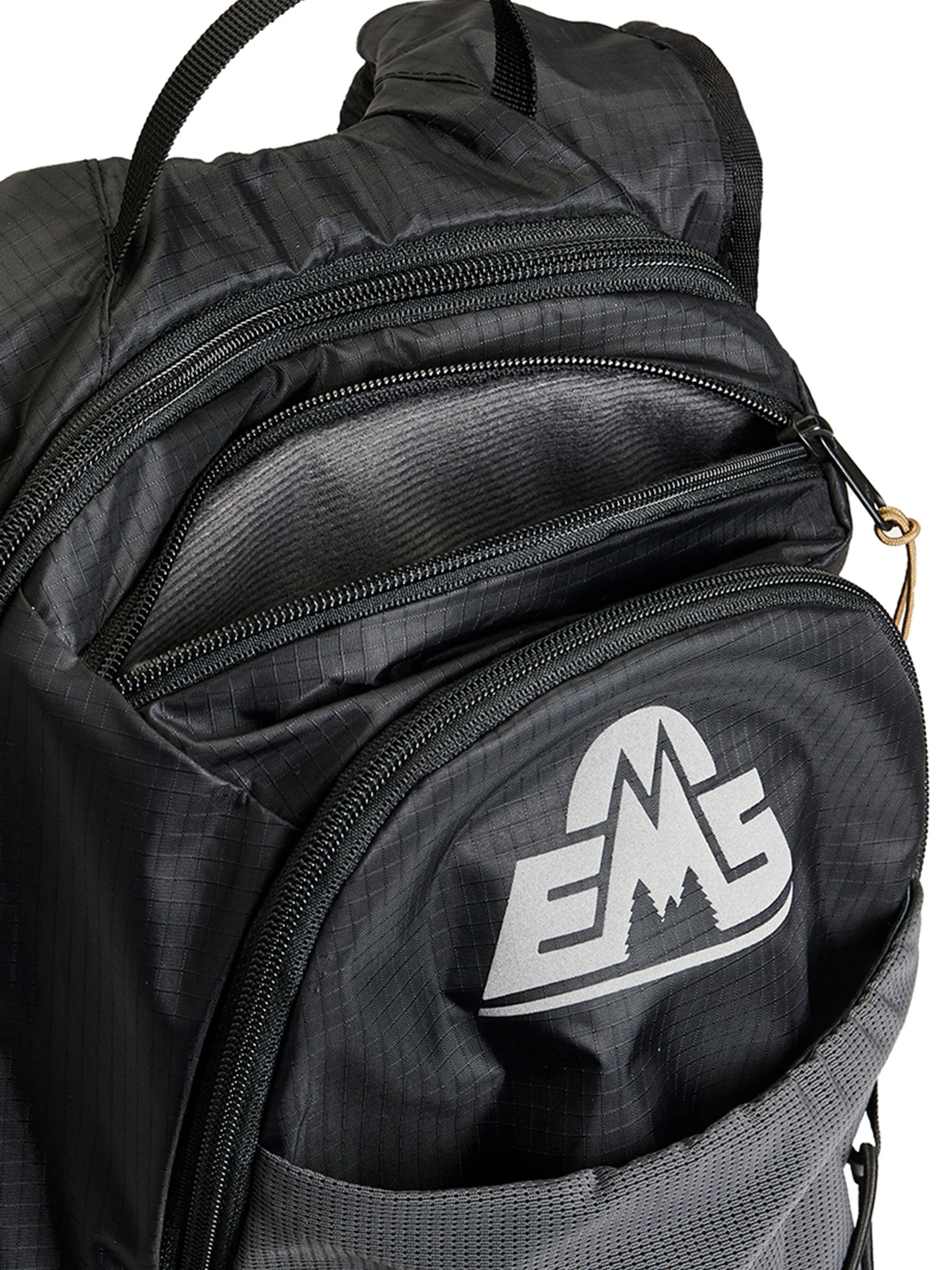 EMS Mad River Hydration Backpack - Image 6